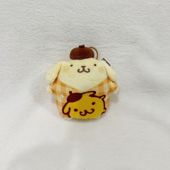 Pompompurin - Winter Sweater Mascot - Plushy Keychain - Picture 1 of 2